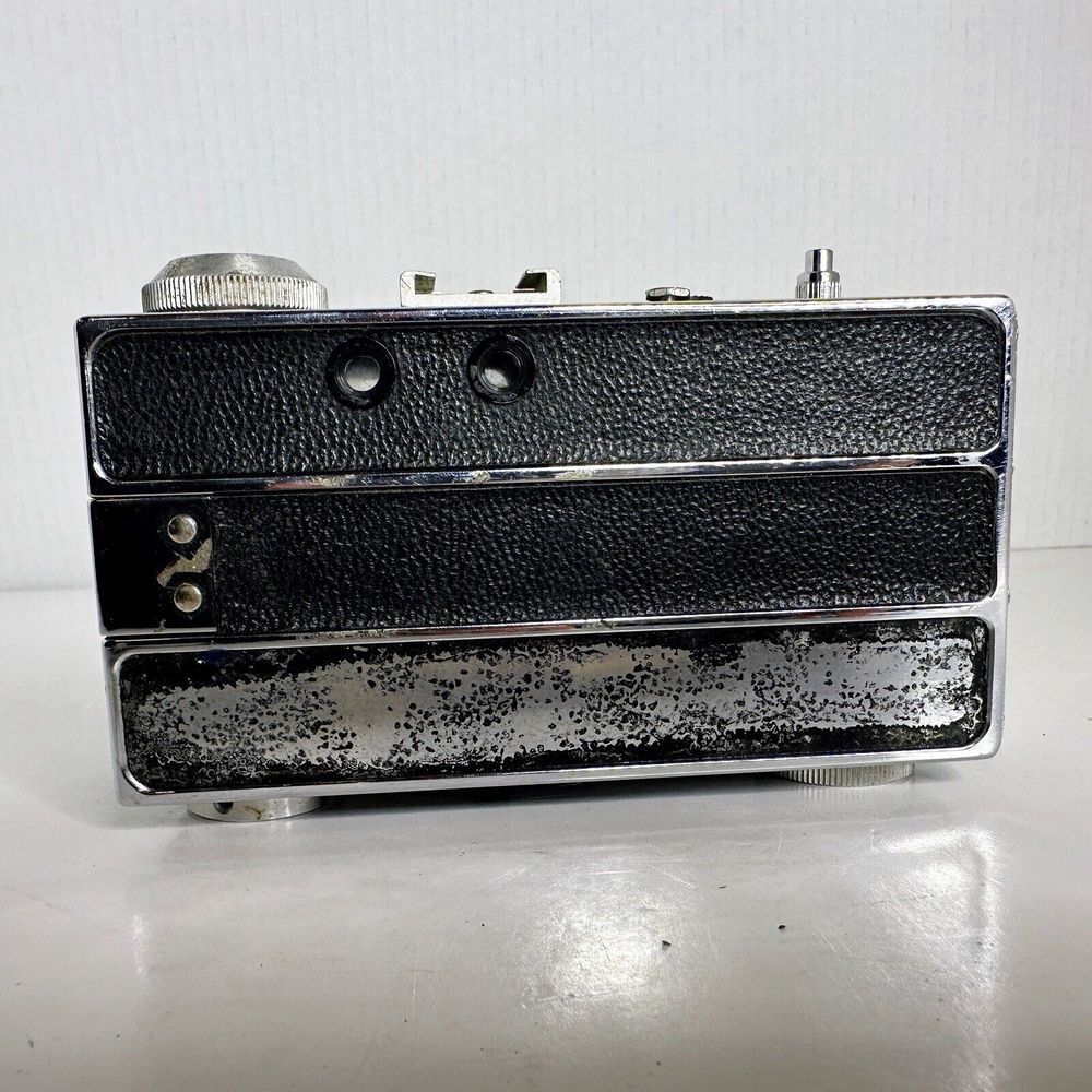 ARGUS C CAMERA~ " THE BRICK "#5289C +Two C2 & Two C3s Parts Or Display..FIVE 4-1 - Picture 4 of 6